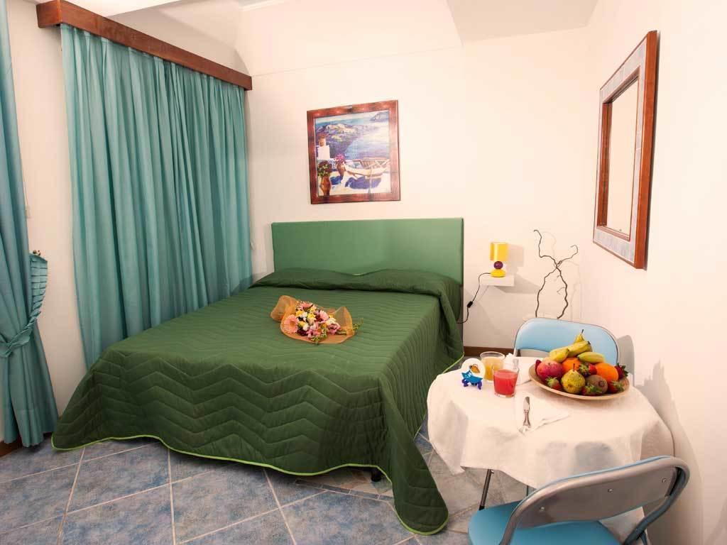 La Brezza B&B Ischia Værelse billede